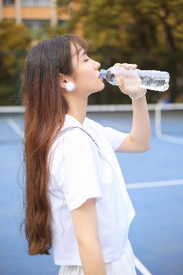 法国满天星《八尺夫人》在钱